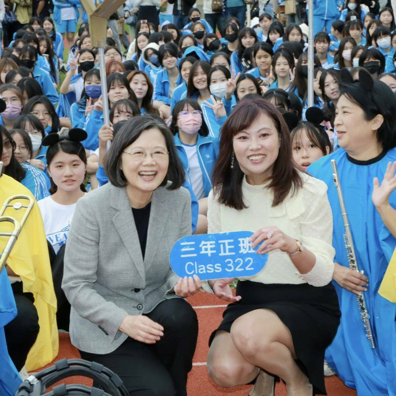 台北市中山女高今（7）日舉辦127周年校慶，前總統蔡英文也應邀出席。   圖：擷自蔡英文臉書粉專