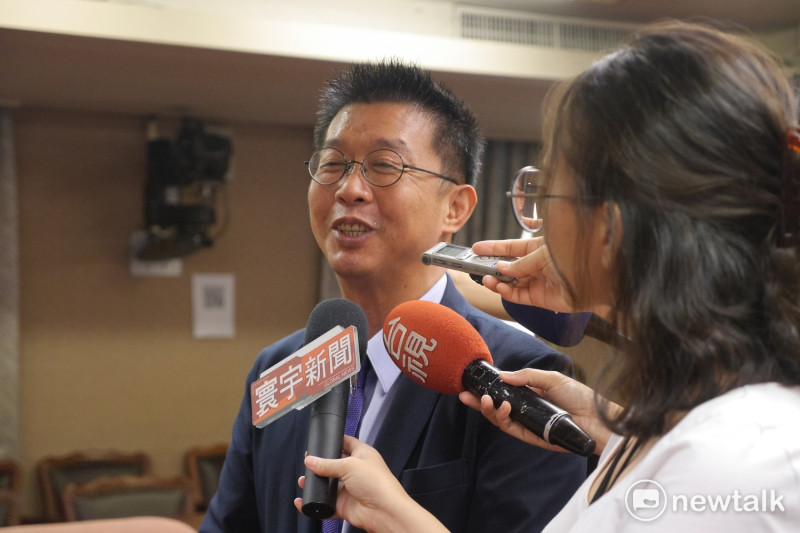 外傳台南市長賴清德可能接任閣揆，民進黨籍立委許智傑今天表示，他樂觀其成，證明賴沒有私心。   圖：趙婉淳／攝