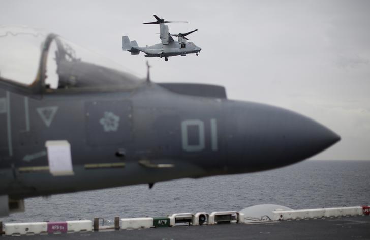 在澳洲外海訓練的MV─22魚鷹式（Osprey）運輸機，是部署在沖繩美軍普天間海軍陸戰隊航空基地。   圖：達志影像／路透社
