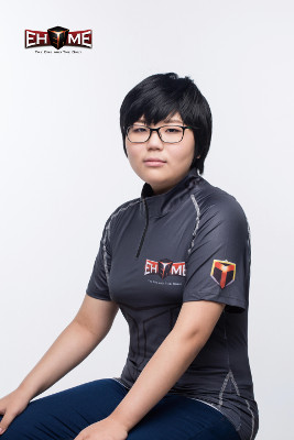 女坦玩家Geguri近日被戰隊ROX orcas簽下，成為韓國APEX聯賽第一名女選手。   圖 : 翻攝自Overbuff