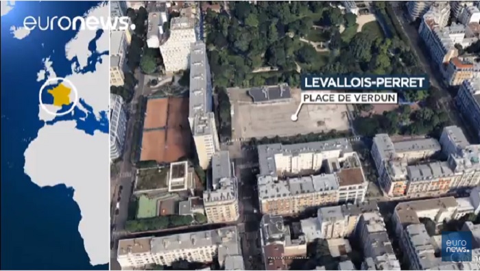法國巴黎郊區的樂法洛培瑞市（Levallois-Perret）軍營附近9日發生汽車衝撞軍人事件。   圖：翻攝網路