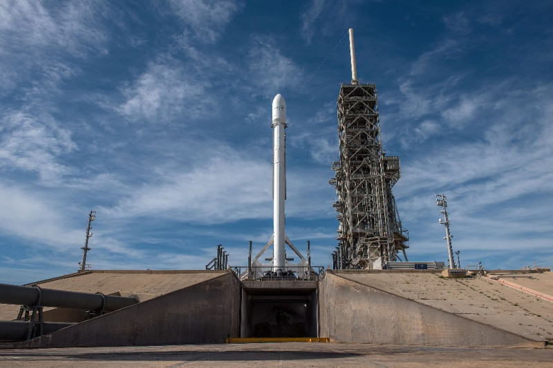 美國太空探索科技公司 SpaceX 於7日晚上8時發射獵鷹9號，並酬載專為政府打造的神秘太空船Zuma。(圖為示意圖)   圖 : 翻攝自Space X 官網