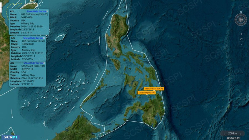 中國半官方智庫「南海戰略態勢感知」(SCSPI)稱根據船舶自動識別系統(Automatic Identification System，AIS)訊息，美軍1艘航空母艦、1艘巡洋艦和1艘驅逐艦，經由雷伊泰灣(Leyte Gulf)、蘇祿海(Sulu Sea)，直接切進南海。   圖：翻攝「X」@SCS_PI