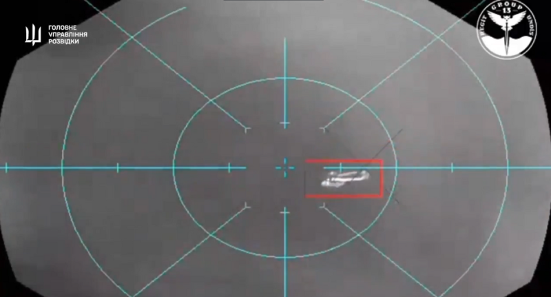 烏軍用海上無人艇在黑海上空打下 1 架俄軍 Mi-8 直升機。   圖：翻攝自愚蠢的精衛 X 帳號