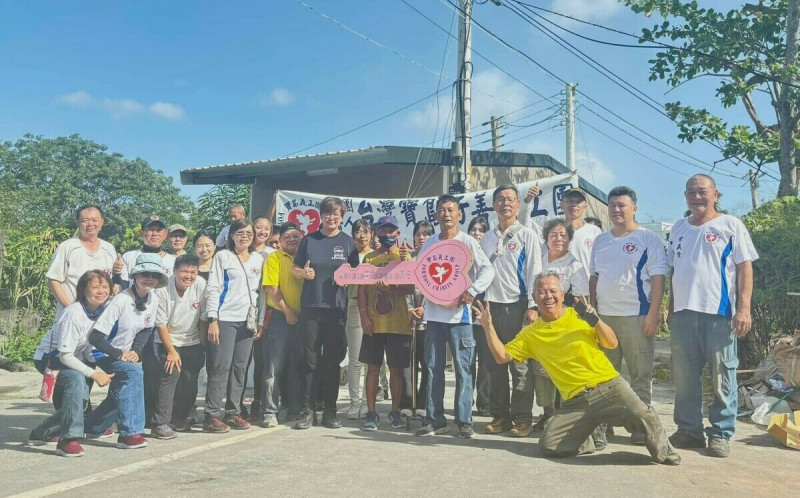 高雄大學師生隨行義工團 前進卑南鄉為弱勢打造夢想基地