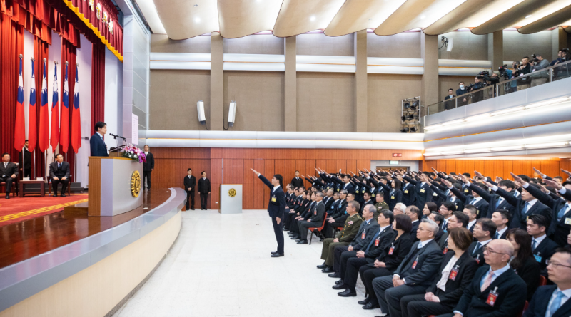 總統賴清德出席法務部調查局調查班第61期結業典禮。   圖：總統府提供