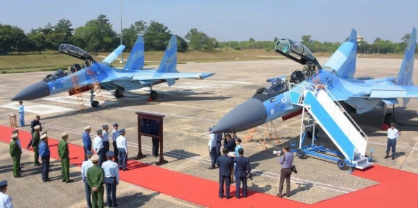 近期俄羅斯向緬甸空軍交付剩餘 2 架蘇-30SME 多用途戰機，完成兩國在 2018 年時簽訂的協議。   圖：翻攝自 零度 Military