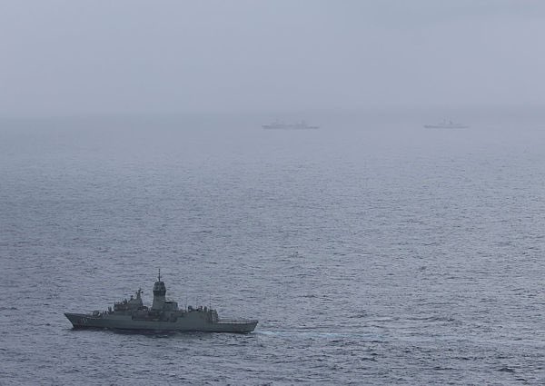 中國海軍在澳洲外海（國際水域）進行軍演。   圖：澳洲國防部