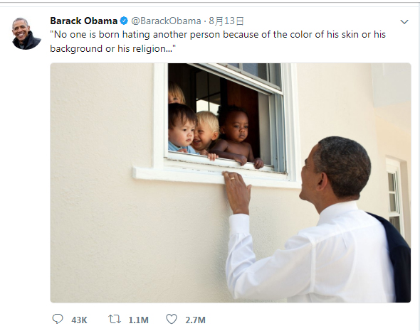 美國前總統歐巴馬在推特上，引用已故南非總統曼德拉的說話，回應維吉尼亞州右翼攻擊事件，獲得268萬多個讚。   圖：翻攝歐巴馬推特