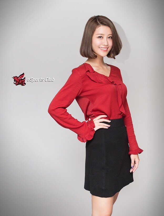 ahq 《傳說對決》紅隊經理「Yuna」林真亦。 圖:ahq eSports Club /提供