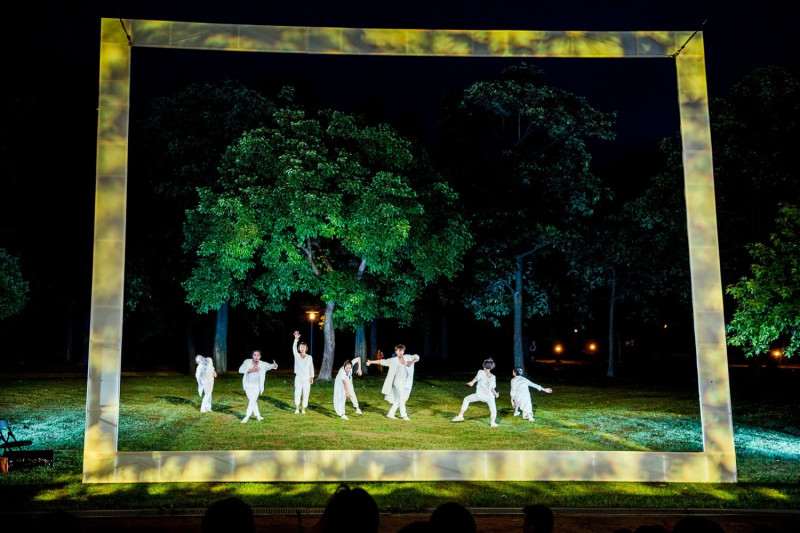 古名伸舞蹈團，本週六、日(26、27日)將在桃園地景藝術節展演大型結構即興作品《獵景》。   圖:桃圖市文化局／提供