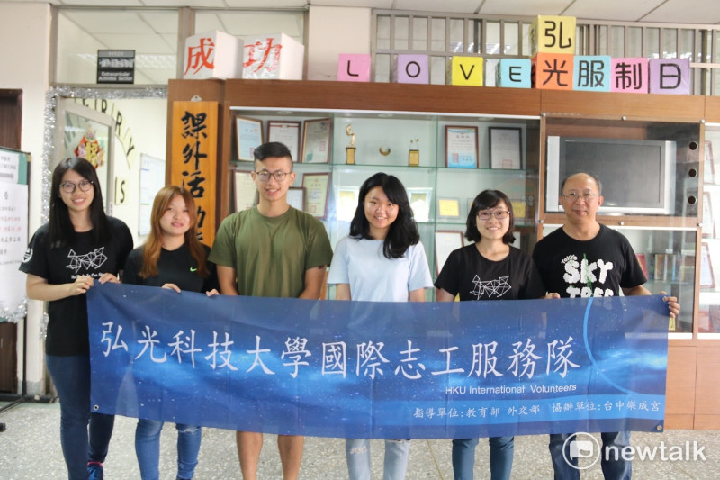 弘光科大師生連10年到國外擔任志工，今年到泰北服務，返國後今天分享心得。   圖：唐復年/攝