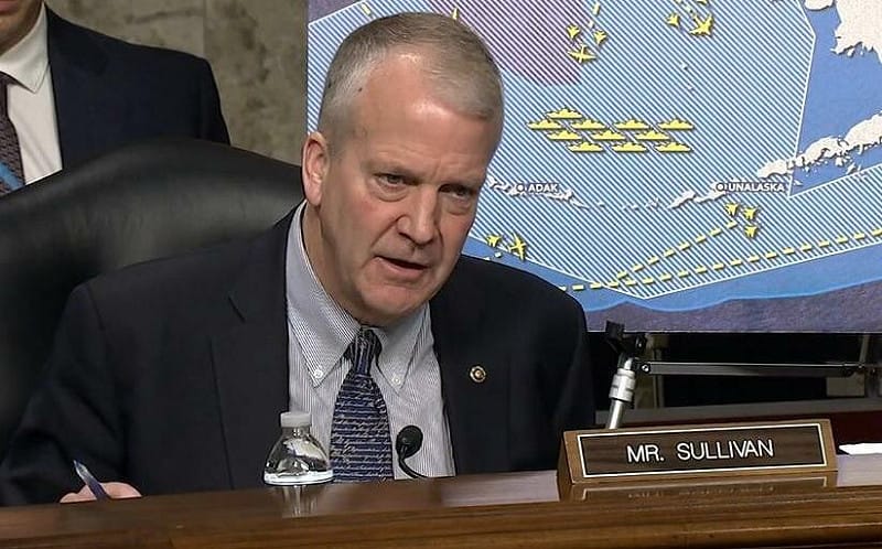 「為向中共卑躬屈膝削減台灣軍費」美參議員蘇利文：國民黨在玩火