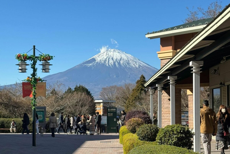 為加強登山安全與管理 ，富士山取代舊有僅1,000日圓的「保全協力金」，今年7月起，登山者須支付4,000日圓。（pexels）   