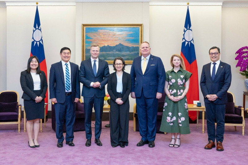 蕭美琴接見美國智庫「大西洋理事會」(Atlantic Council)共和黨策士團 圖:總統府提供