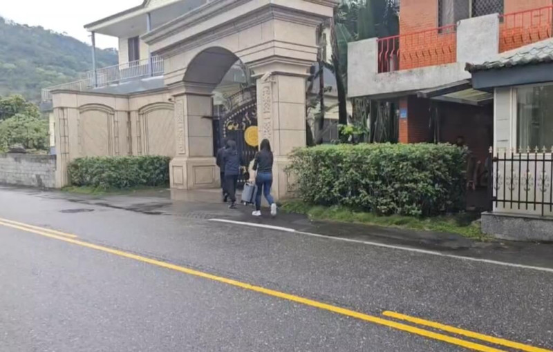 北檢偵辦傅崐萁競選小物案，3月搜索被告李慶隆花蓮居所。（讀者提供）   