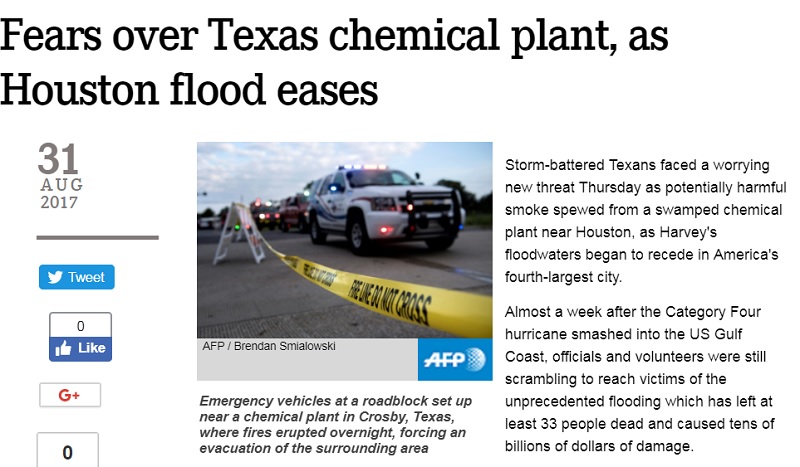 德州一座淹水的化學工廠31日發生爆炸案。   圖：翻攝法新社官網