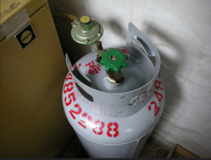 中油今（1）日宣布桶裝瓦斯每公斤降價2.5元。   圖:取自flickr osolemio授權