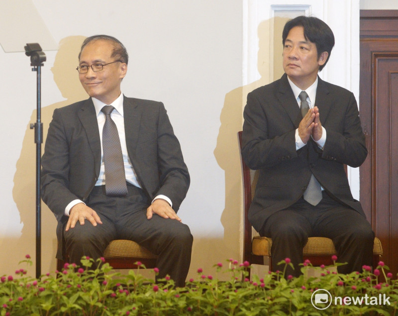 前閣揆林全（左）於去年9月缷任。   圖：新頭殼資料照片