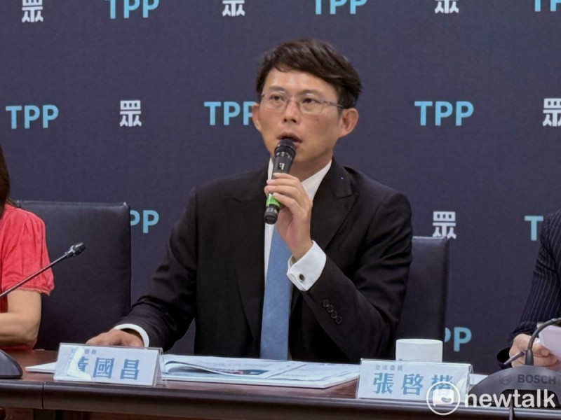 民眾黨主席兼黨團總召黃國昌。   圖：周煊惠 / 攝