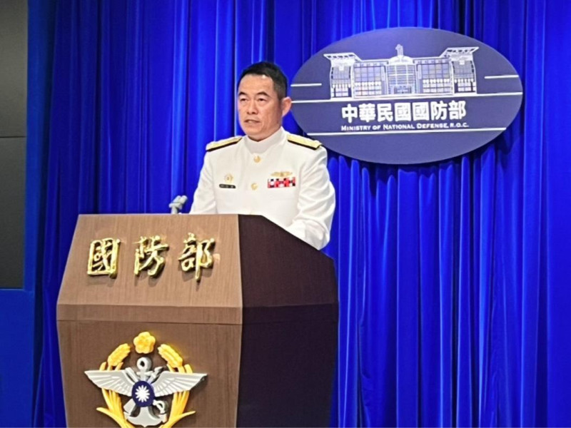 海軍司令部參謀長邱俊榮中將今日針對海鯤號進度做出說明。   圖：金大鈞/攝