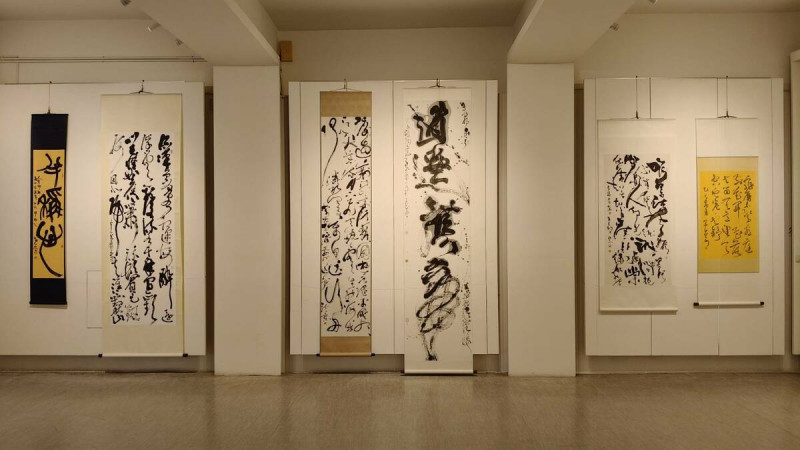 集結10位行草名家作品,備受書壇矚目的「驚雲─當代行草十人展」,自5/8至5/29在南台灣書法殿堂「明宗書法藝術館」轟動登場。 圖:黃博郎/攝