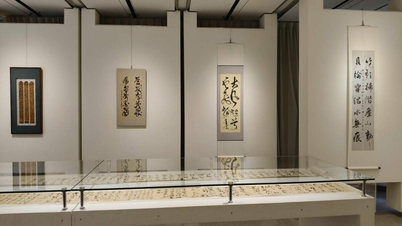集結10位行草名家作品,備受書壇矚目的「驚雲─當代行草十人展」,自5/8至5/29在南台灣書法殿堂「明宗書法藝術館」轟動登場。 圖:黃博郎/攝
