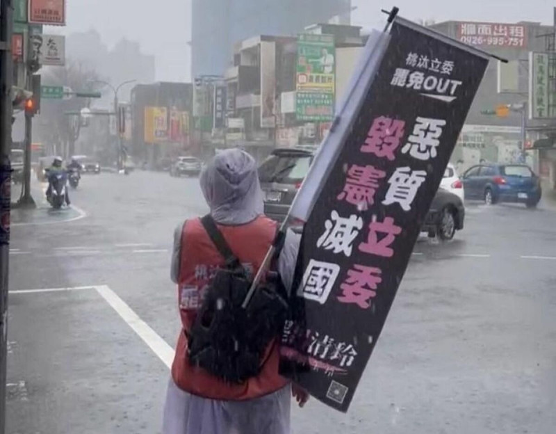 有媒體報導稱罷免呂玉玲的團體用剴剴案騙連署，罷團嚴正駁斥，石明謹也提出3點打臉。（翻攝自罷呂清玲，罷免呂玉玲臉書）   