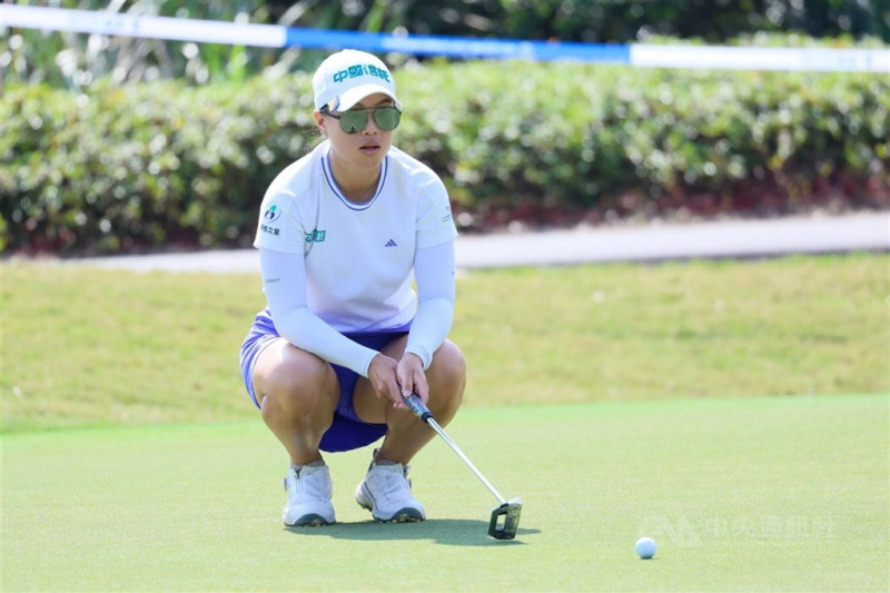 台灣女子職業高爾夫好手程思嘉，在LPGA瑞穗美洲公開賽第2回合表現失常，無奈以1桿之差遭到淘汰。（中央社檔案照片）   