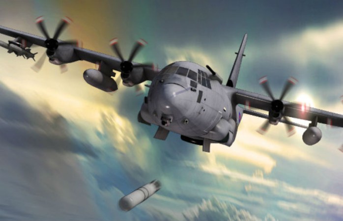最近美國特種作戰司令部透露已在 AC-130J「幽靈騎士」武裝砲艇機上完成 AGM-84「魚叉」反艦導彈的裝載測試。圖為 AC-130J。   圖：翻攝自 Valhalla X 帳號