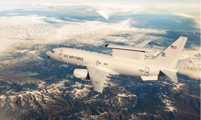 有美國國旗塗裝的E-7A 預警機。   圖 : 翻攝自US AirForce