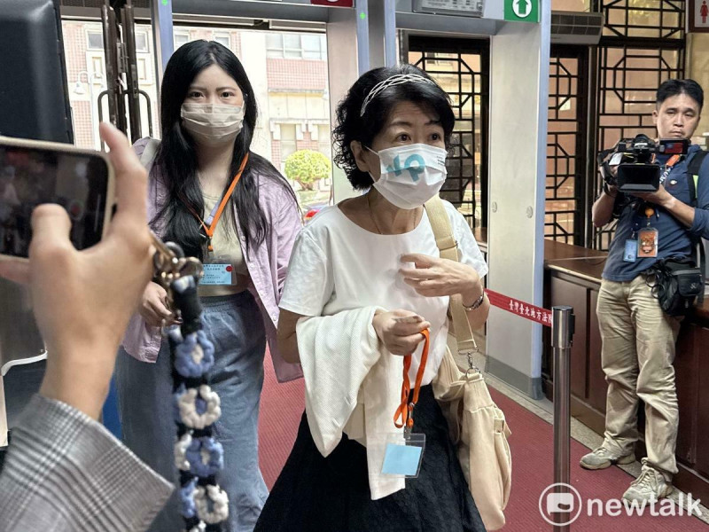 民眾黨前主席柯文哲妻子陳佩琪今天再度現身台北地方法院旁聽。   圖：周煊惠 / 攝