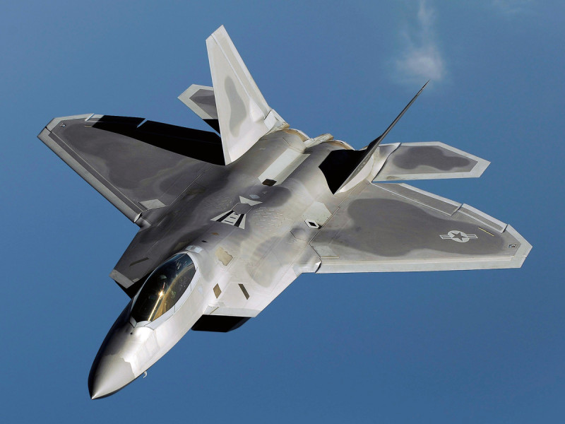 川普也透露,現役的 F-22 戰機也將升級為「F-22 Super」,是「非常現代化版本」的猛禽戰機。 圖:翻攝自X帳號@super_cesilu 川普也透露,現役的 F-22 戰機也將升級為「F-22 Super」,是「非常現代化版本」的猛禽戰機。 圖:翻攝自X帳號@super_cesilu