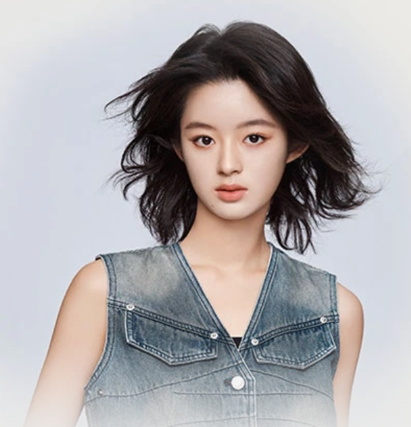 中國女演員黃楊鈿甜。 圖:翻攝自百度百科 中國女演員黃楊鈿甜。 圖:翻攝自百度百科