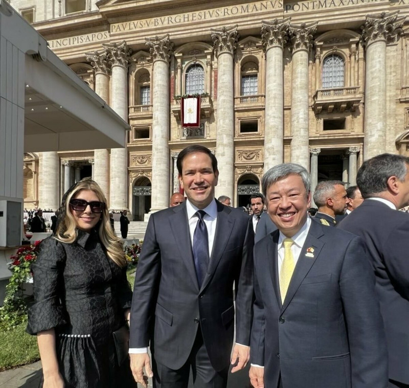 總統特使陳建仁與美國國務卿盧比歐(Marco Rubio)合影。 圖:外交部提供