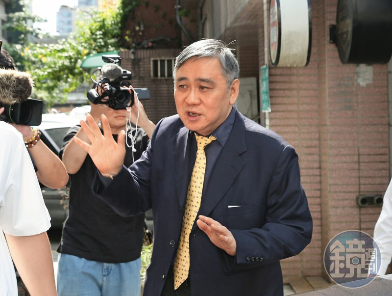 王文洋未否認與宋女關係，但透過律師表示尊重司法程序，一切交由法院審理。   