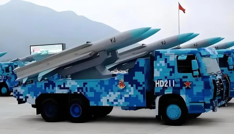 解放軍鷹擊導彈。   圖：翻攝自 騰訊新聞