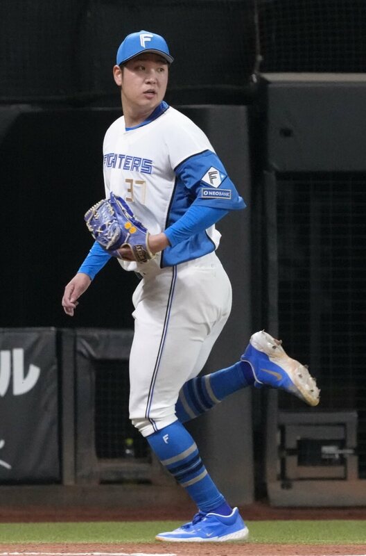 投手古林睿煬22日先發6局2責失分、無關勝敗，23日異動下二軍，最快6月2日可再登錄上一軍。（共同社）   