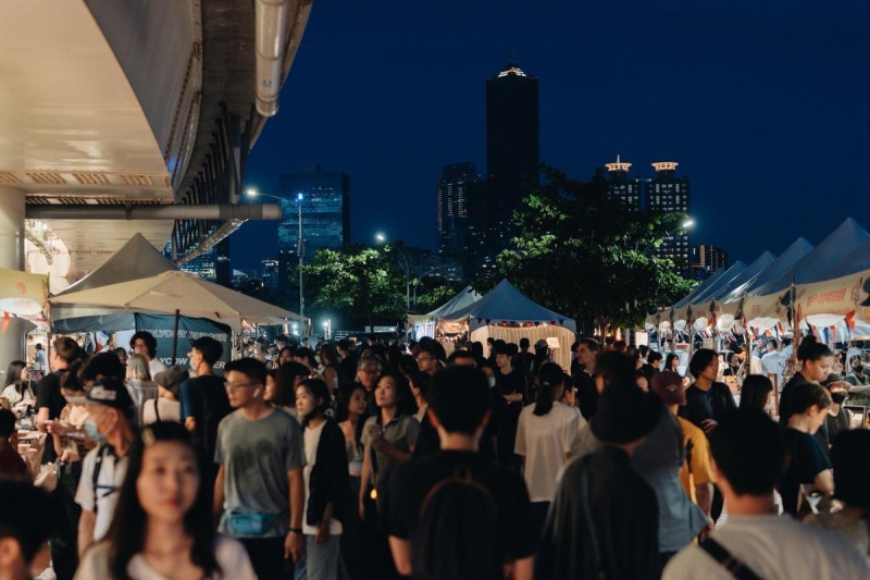 2025法國生活節首日即湧進萬人參與。 圖:高雄市行國處/提供