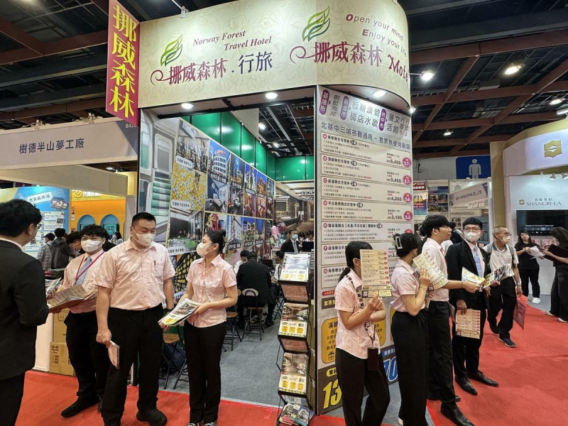 許多親子客群抓緊即將到來的暑期，搶購優惠。   圖：挪威森林旅館集團/提供