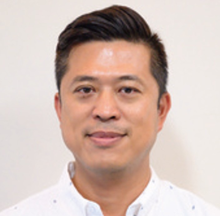 花蓮縣文化局長吳勁毅遭檢舉標案涉圖利廠商，遭檢方聲押禁見。   