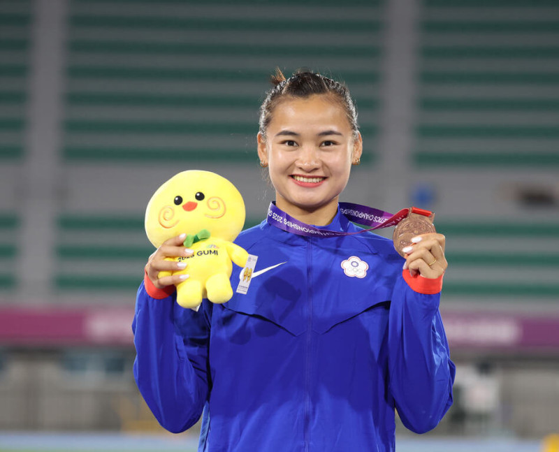 台灣女子7項全能好手陳彩娟（圖）30日在2025田徑亞錦賽以總分5608拿下銅牌，為台灣相隔27年後再度有人獲得女子全能獎牌。（中華民國田徑協會提供）中央社記者黎建忠傳真  114年5月30日   