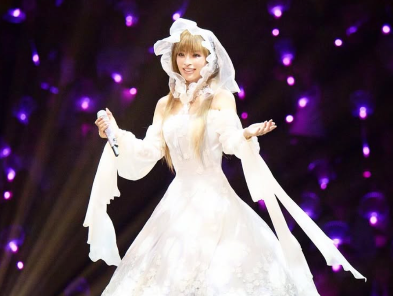 未婚生子的日本流行天后濱崎步，被懷疑疑似接受了馬斯克的精子。   圖：翻攝自濱崎步IG