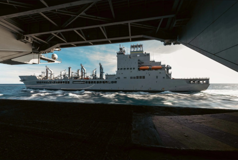 美國海軍「USNS Harvey Milk T-AO-206」補給艦，傳因川普拒絕多元性別意識，面臨被迫改名。   圖：翻攝US Navy