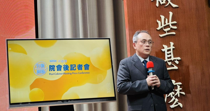 國防部保防安全處長簡熒宏表示,若有必要時,涉密人員的的「特殊查核」作業,可以進行科學儀測如測謊儀等。 圖:謝莉慧/攝 國防部保防安全處長簡熒宏表示,若有必要時,涉密人員的的「特殊查核」作業,可以進行科學儀測如測謊儀等。 圖:謝莉慧/攝