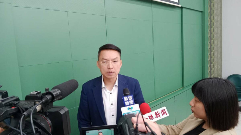 黃文益嗆柯志恩這一年在黨部主委任內都做了什麼? 圖:孫家銘攝