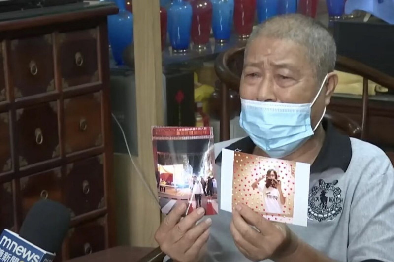 兩名女大生誤信海外打工，被騙去柬埔寨當「豬仔」。阿公急匯13萬並懇求各界幫忙，兩人最終順利返台。（圖：翻攝自鏡新聞YT頻道）   