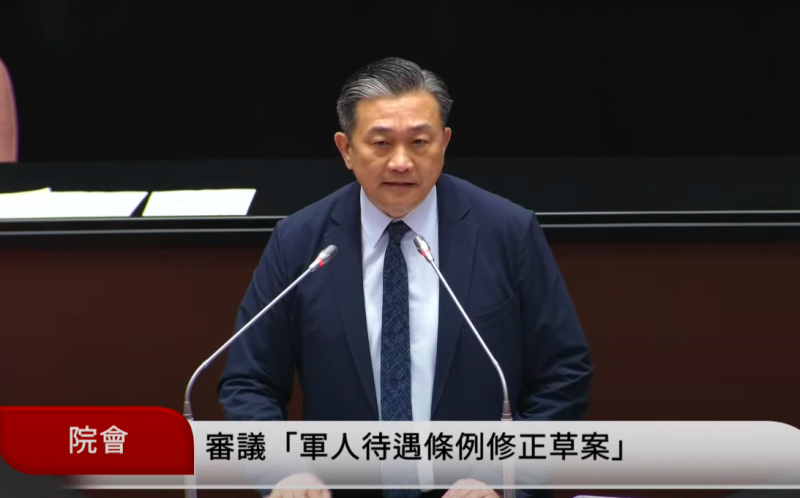 藍白推軍人加薪 王定宇引飛官看法：調薪不應作「反罷免」遮羞布 