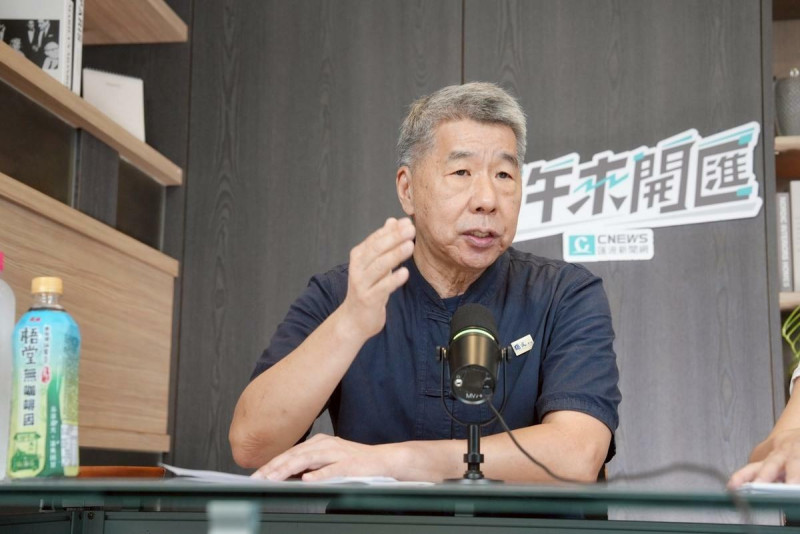 孫文學校總校長張亞中今（10日）接受《中午來開匯》主持人黃光芹專訪。   圖：《CNEWS匯流新聞網》/提供