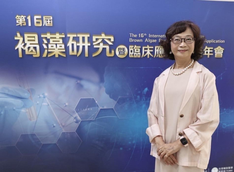 抗癌長達四年的張素瓊現身說法，透過持續食用小分子褐藻醣膠，改善食慾增強體力對抗病魔。   圖：台灣褐藻醣膠發展學會/提供